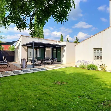 La Cabane Du Cap - 3 Stars - Parking - Terrace Aix-en-Provence Exterior photo